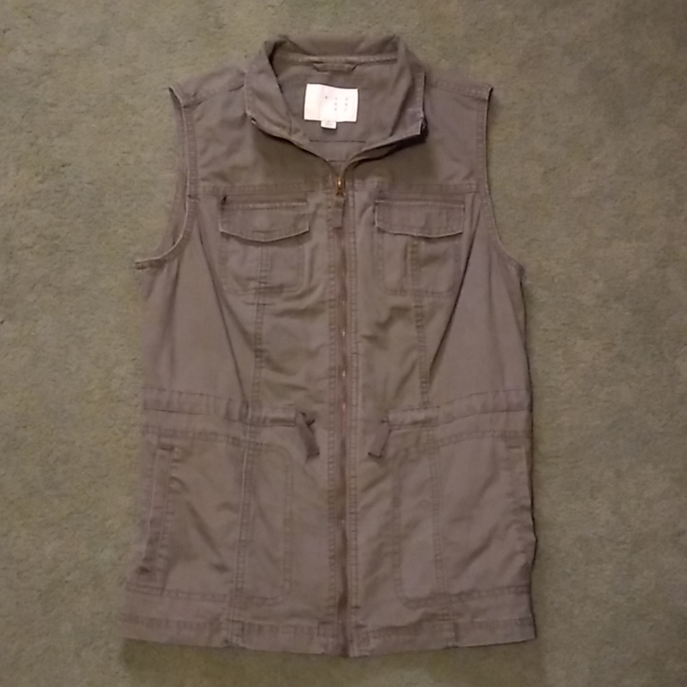 Olive Zip Up Vest
